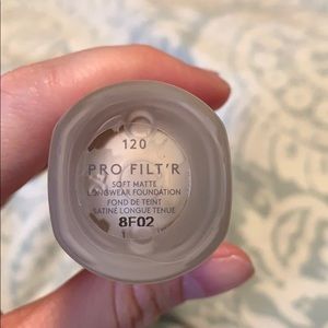 Fenty Beauty Makeup - 💋Fenty Beauty Pro Filt’r foundation Fenty Beauty Makeup - 💋Fenty Beauty Pro Filt’r foundation